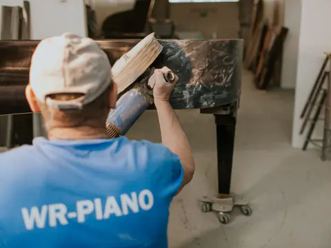 WR-Piano Gallery Image 2
